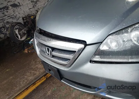 2006 Honda Odyssey Ex-L from USA, damaged, VIN 5FNRL38716B107716